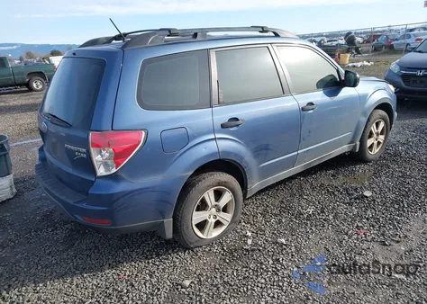2012 Subaru Forester 2.5X из США, поврежденный, VIN JF2SHABC0CH467618